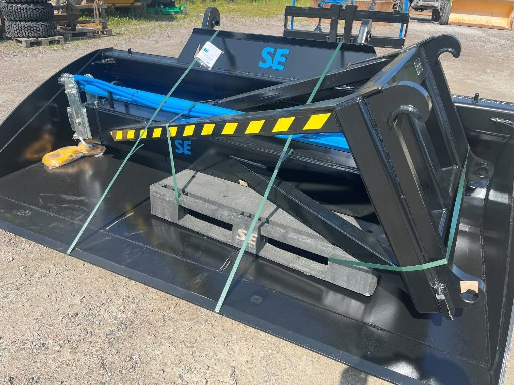 Hydraulisk Kranarm Volvo Stora Bm - Attachment for Construction machinery: picture 1 Hydraulisk Kranarm Volvo Stora Bm - Attachment for Construction machinery: picture 1