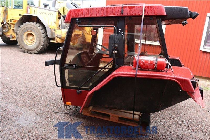 Case 5140 Maxxum - Cab for Farm tractor: picture 4 Case 5140 Maxxum - Cab for Farm tractor: picture 4