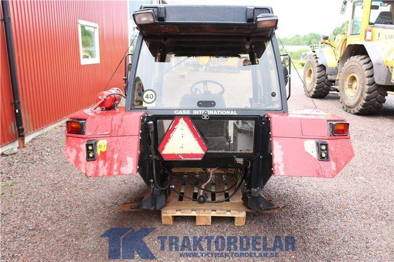 Case 5140 Maxxum - Cab for Farm tractor: picture 3 Case 5140 Maxxum - Cab for Farm tractor: picture 3