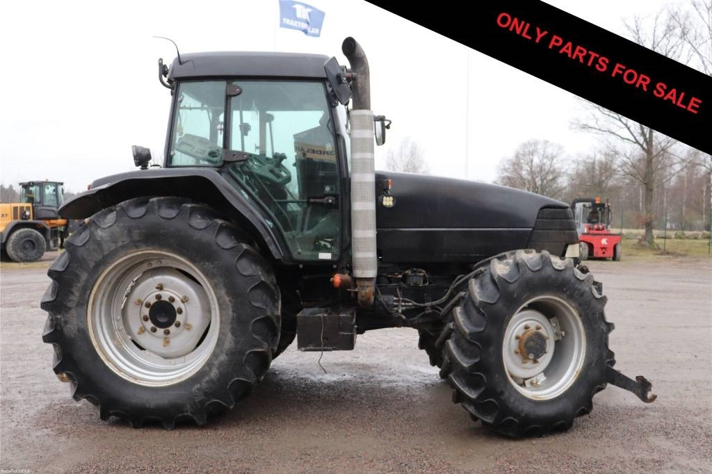 Case MX135. Dismantled: only spare parts - Farm tractor: picture 1 Case MX135. Dismantled: only spare parts - Farm tractor: picture 1