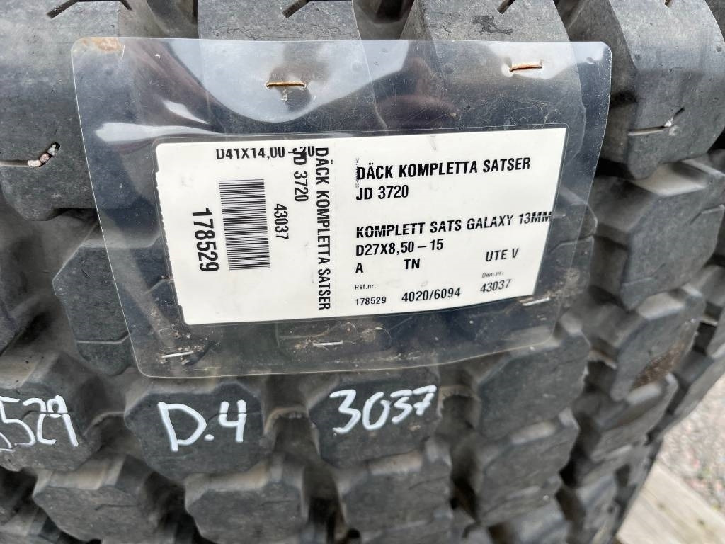 Galaxy 41X14,00-20 , 27X8,50-15 John Deere 3720  - Wheel and tire package: picture 2 Galaxy 41X14,00-20 , 27X8,50-15 John Deere 3720  - Wheel and tire package: picture 2