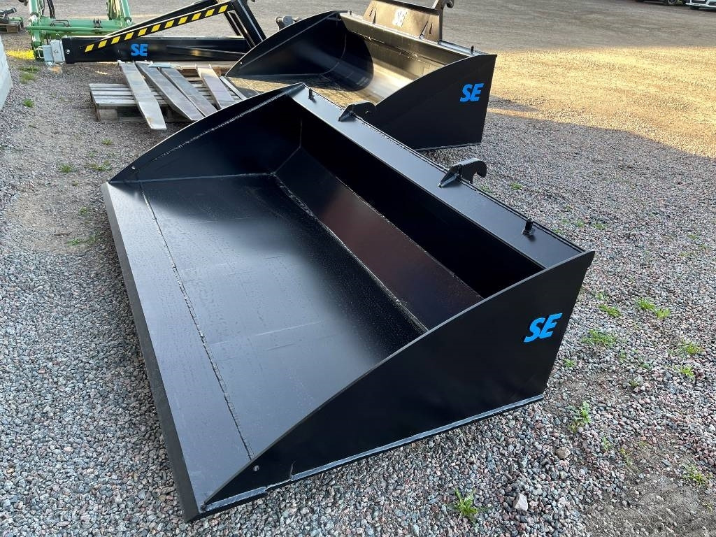 Planeringsskopa SE 2,20 Volvo L30 , L35 - Bucket for Construction machinery: picture 2 Planeringsskopa SE 2,20 Volvo L30 , L35 - Bucket for Construction machinery: picture 2