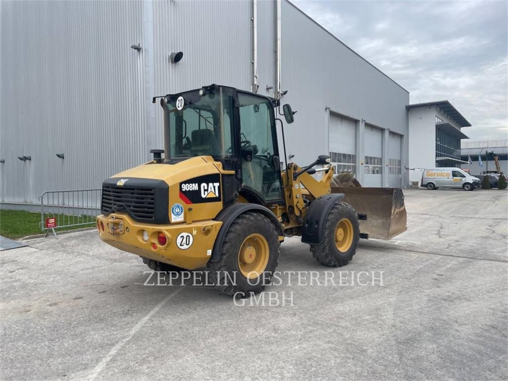 CAT 908M - Wheel loader: picture 3 CAT 908M - Wheel loader: picture 3
