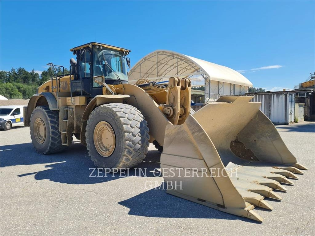 CAT 982M - Wheel loader: picture 2 CAT 982M - Wheel loader: picture 2