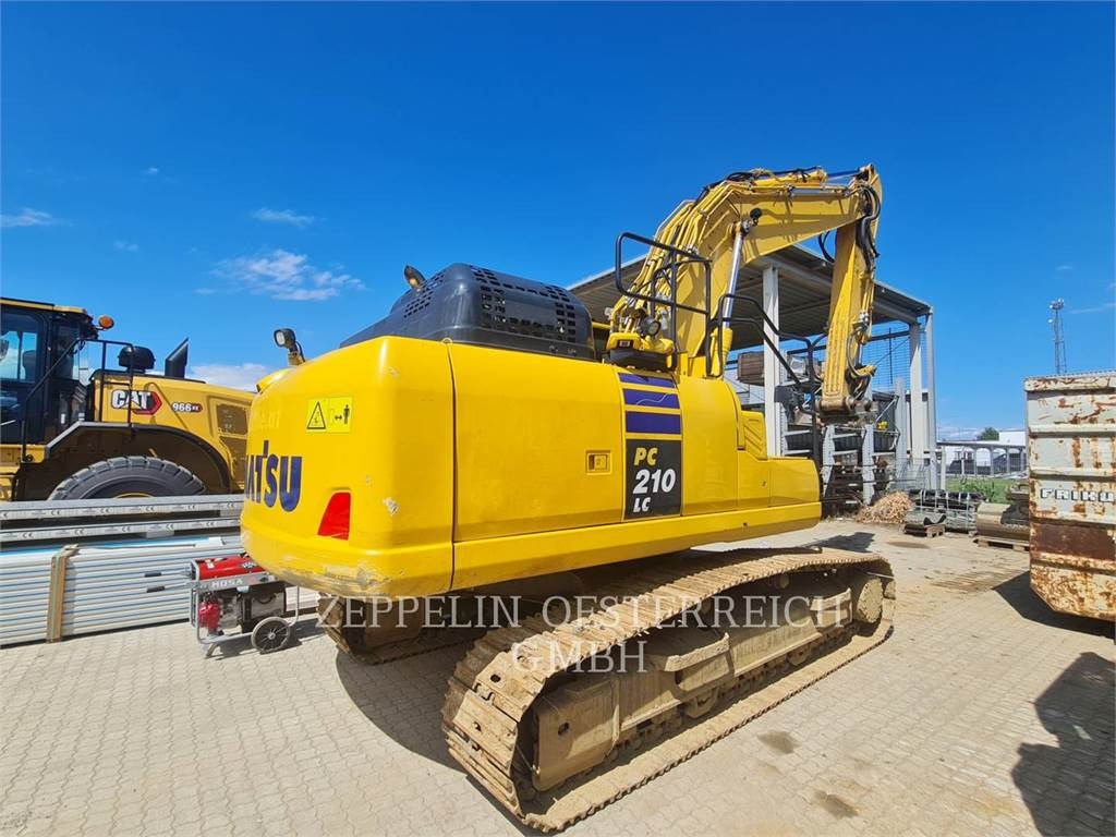 Komatsu PC210LC-11EQ - Crawler excavator: picture 2 Komatsu PC210LC-11EQ - Crawler excavator: picture 2