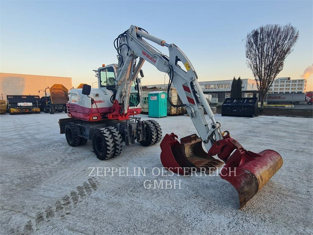 Takeuchi TB295W - Crawler excavator: picture 2 Takeuchi TB295W - Crawler excavator: picture 2