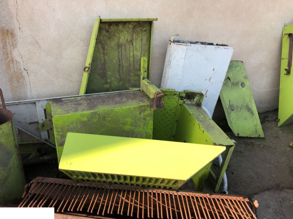 Claas Mega Dominator 98 - OSŁONY ~ BLACHY - Część Oryginalna - Body and exterior for Combine harvester: picture 2 Claas Mega Dominator 98 - OSŁONY ~ BLACHY - Część Oryginalna - Body and exterior for Combine harvester: picture 2