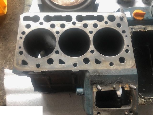Kubota 722 - Blok Cylindrów - Cylinder block for Agricultural machinery: picture 2 Kubota 722 - Blok Cylindrów - Cylinder block for Agricultural machinery: picture 2