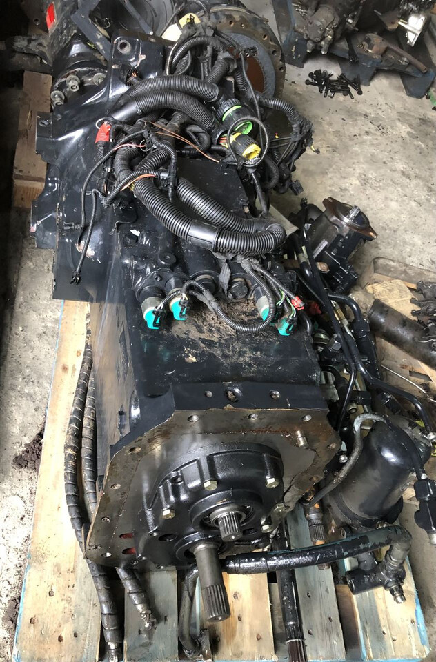 New Holland 6010-skrzynia biegów/New Holland/Case - Gearbox for Agricultural machinery: picture 2 New Holland 6010-skrzynia biegów/New Holland/Case - Gearbox for Agricultural machinery: picture 2