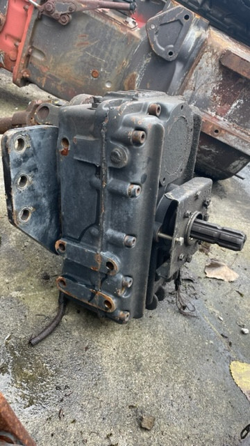 New Holland - WOM Przedni - Transmission for Farm tractor: picture 4 New Holland - WOM Przedni - Transmission for Farm tractor: picture 4