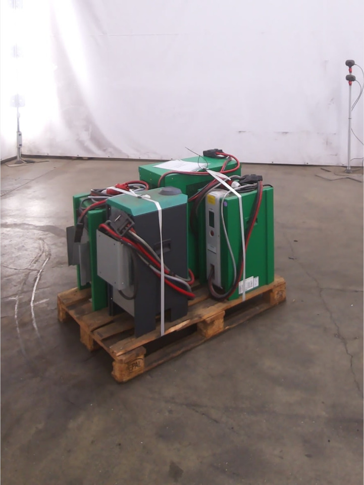 Battery Charger Package 4 pieces - Electrical system for Material handling equipment: picture 1 Battery Charger Package 4 pieces - Electrical system for Material handling equipment: picture 1