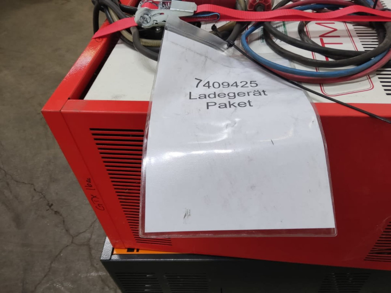 Battery Charger Package 4 pieces - Electrical system for Material handling equipment: picture 2 Battery Charger Package 4 pieces - Electrical system for Material handling equipment: picture 2