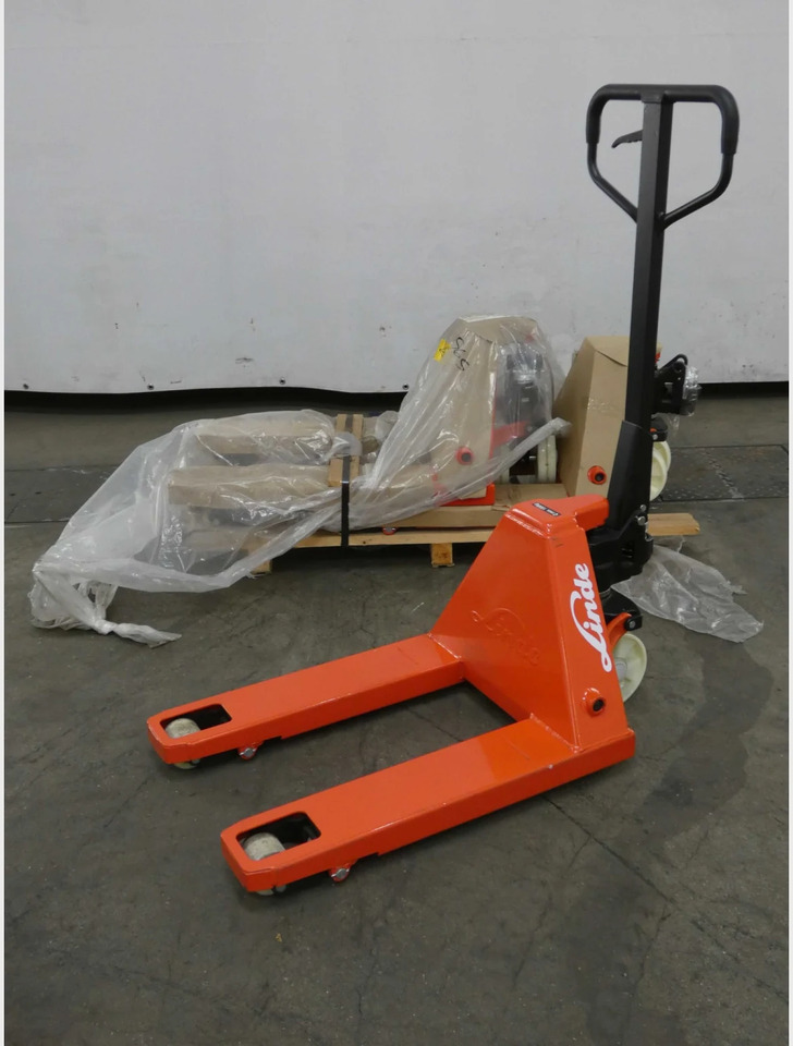 Pallet truck Linde 2x HPTM15/565mm: picture 1