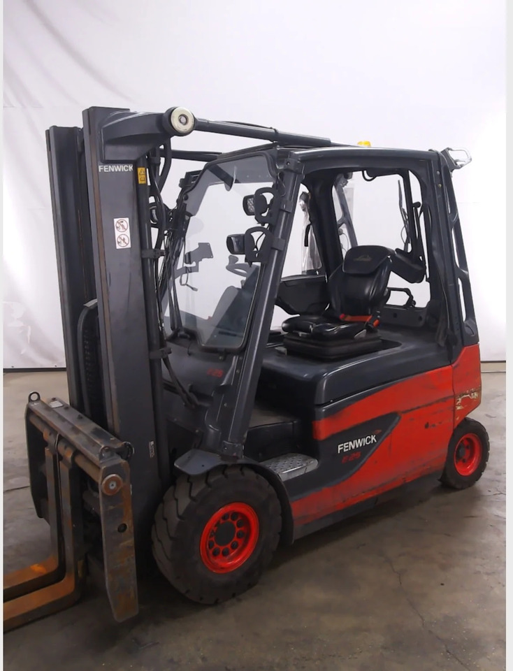 Linde E25L-01 - Electric forklift: picture 1 Linde E25L-01 - Electric forklift: picture 1