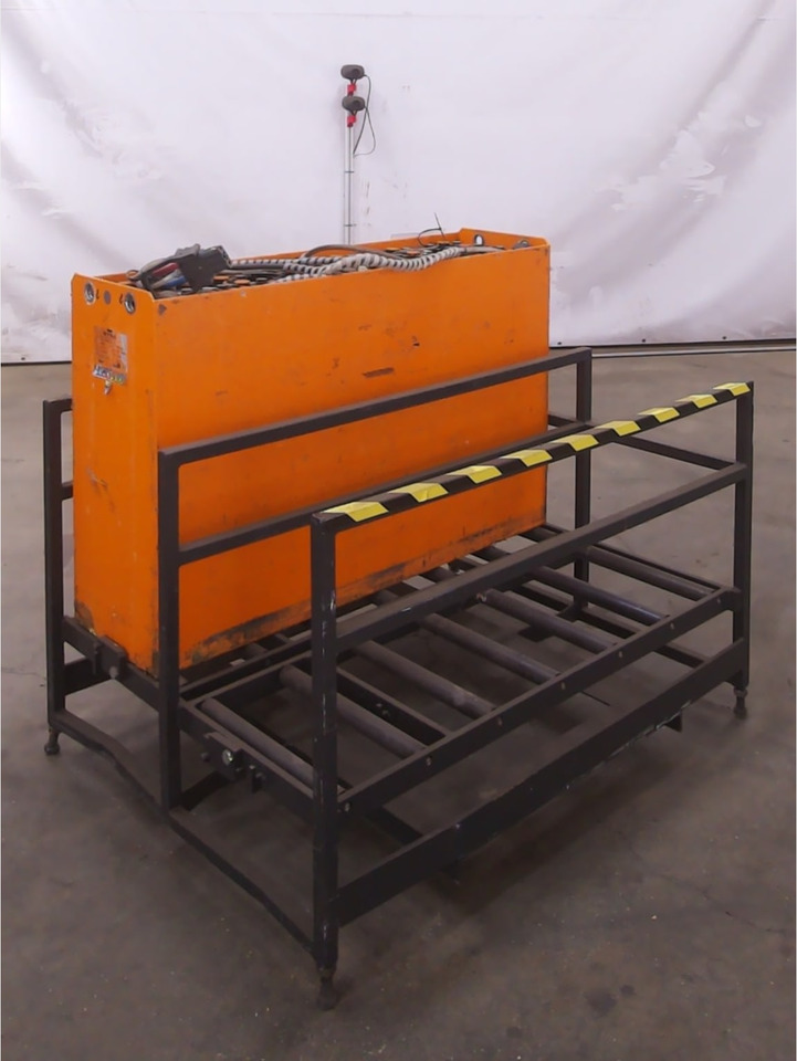 MIDAC Battery & changing rack - Battery for Material handling equipment: picture 4 MIDAC Battery & changing rack - Battery for Material handling equipment: picture 4