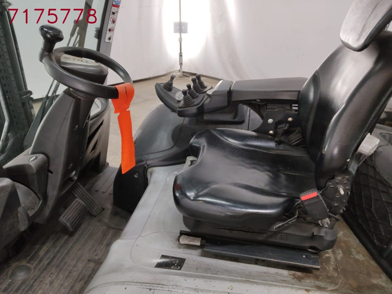 STILL RX60-25 - Electric forklift: picture 3 STILL RX60-25 - Electric forklift: picture 3