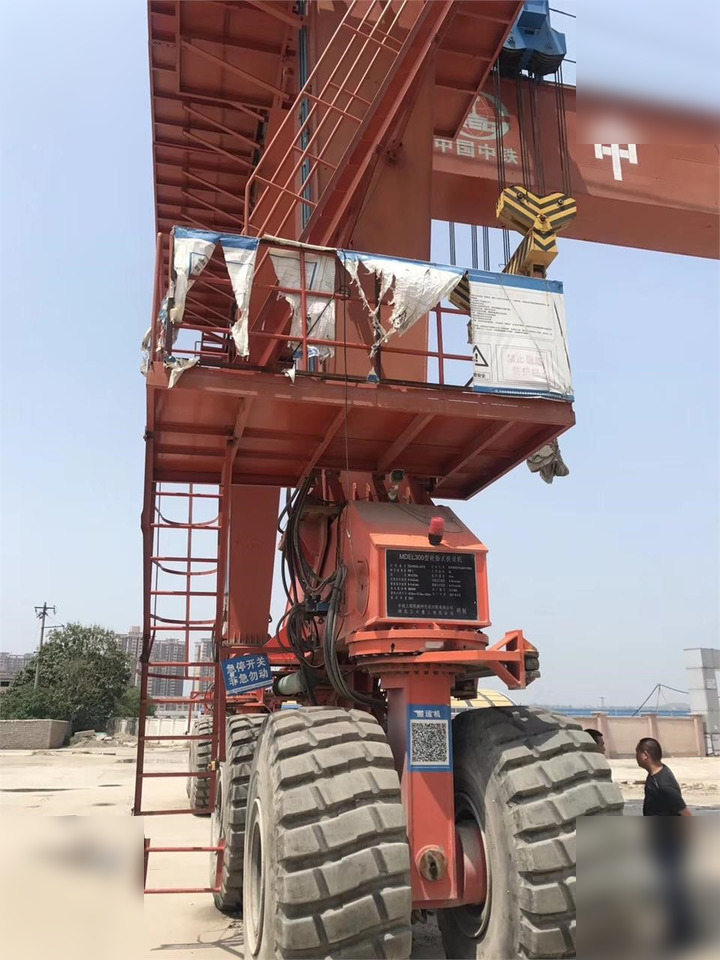 2017 ZHONGTIE MDEL300 - Gantry crane: picture 2 2017 ZHONGTIE MDEL300 - Gantry crane: picture 2