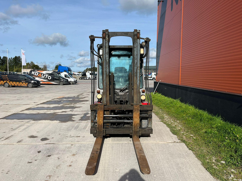 Kalmar DCD 55-6 H Rated capacity: 5500 kg / Lifting height: 3500 mm - Diesel forklift: picture 3 Kalmar DCD 55-6 H Rated capacity: 5500 kg / Lifting height: 3500 mm - Diesel forklift: picture 3