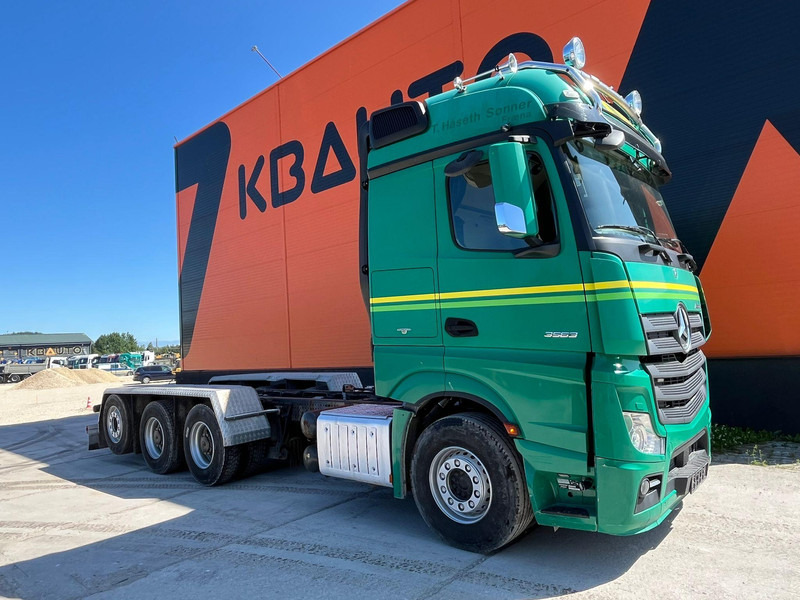 Mercedes-Benz Actros 3563 8x4*4 RETARDER / CHASSIS L=7358 mm - Cab chassis truck: picture 3 Mercedes-Benz Actros 3563 8x4*4 RETARDER / CHASSIS L=7358 mm - Cab chassis truck: picture 3