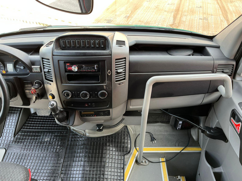 Minibus, Passenger van Mercedes-Benz Sprinter 516 23 SEATS: picture 13