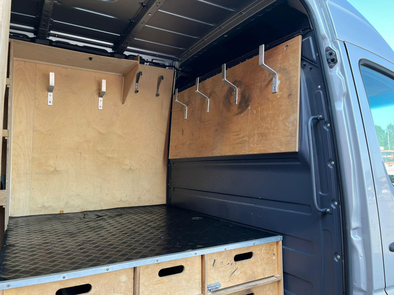 Panel van Mercedes-Benz Sprinter 519 CDI: picture 14
