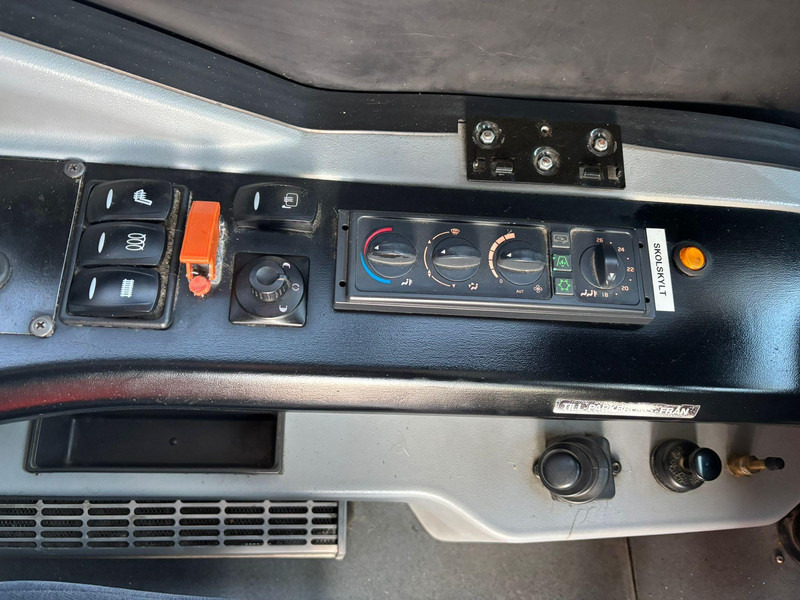 Volvo B7RLE 8900 48 SEATS + 28 STANDING / AC / AUXILIARY HEATER leasing Volvo B7RLE 8900 48 SEATS + 28 STANDING / AC / AUXILIARY HEATER: picture 14 Volvo B7RLE 8900 48 SEATS + 28 STANDING / AC / AUXILIARY HEATER leasing Volvo B7RLE 8900 48 SEATS + 28 STANDING / AC / AUXILIARY HEATER: picture 14