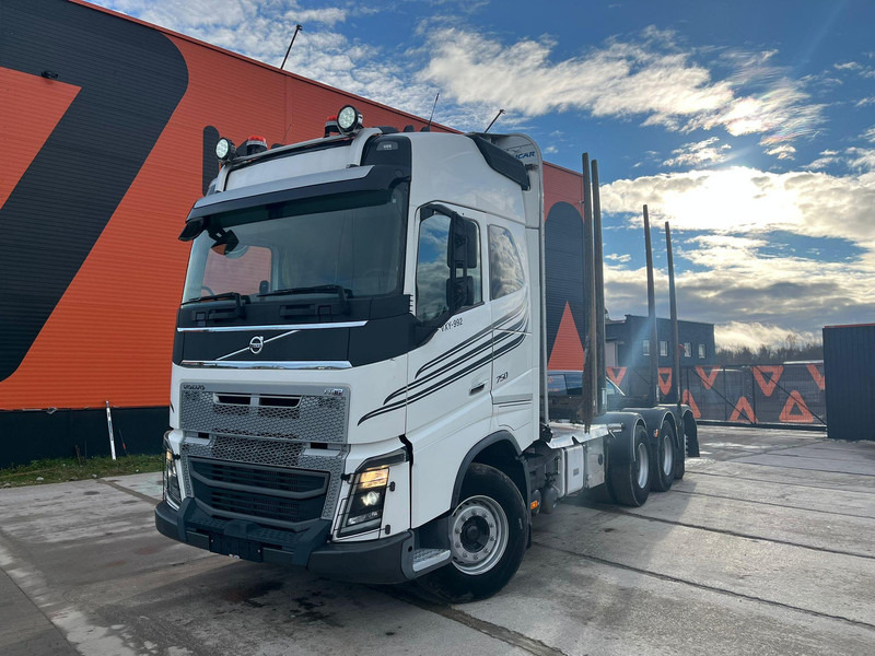Volvo FH 16 750 8x4*4 CHASSIS L=7113 mm - Timber truck, Crane truck: picture 2 Volvo FH 16 750 8x4*4 CHASSIS L=7113 mm - Timber truck, Crane truck: picture 2
