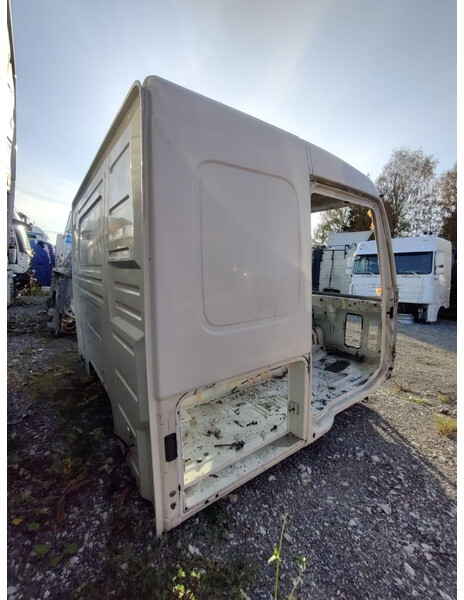 Volvo FH 440HP 6*2 Rigid Cab - Cab and interior for Truck: picture 2 Volvo FH 440HP 6*2 Rigid Cab - Cab and interior for Truck: picture 2