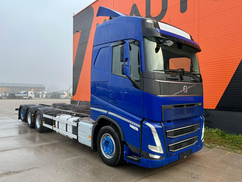 Volvo FH 500 8x4*4 CHASSIS L=9398mm - Cab chassis truck: picture 4 Volvo FH 500 8x4*4 CHASSIS L=9398mm - Cab chassis truck: picture 4