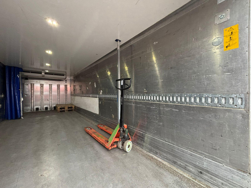 Refrigerator truck Volvo FM 500 6x2*4 MITSUBISHI TU85SA / BOX L=7470 mm: picture 12