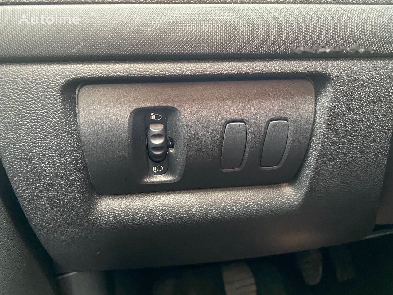 Hatchback Renault Clio III: picture 11