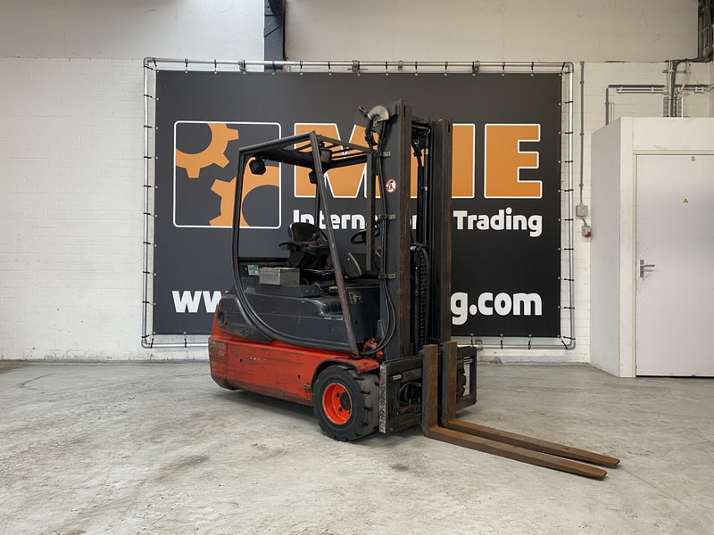 Linde E18C-02 - Electric forklift: picture 1 Linde E18C-02 - Electric forklift: picture 1