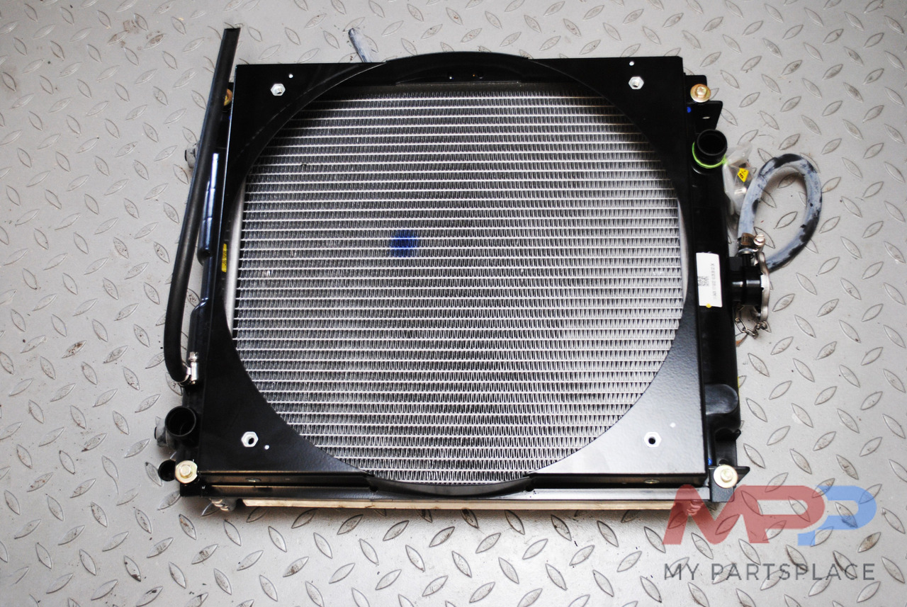 Mitsubishi Mitsubishi S3L2 Radiator 31N4710070 - Engine: picture 2 Mitsubishi Mitsubishi S3L2 Radiator 31N4710070 - Engine: picture 2