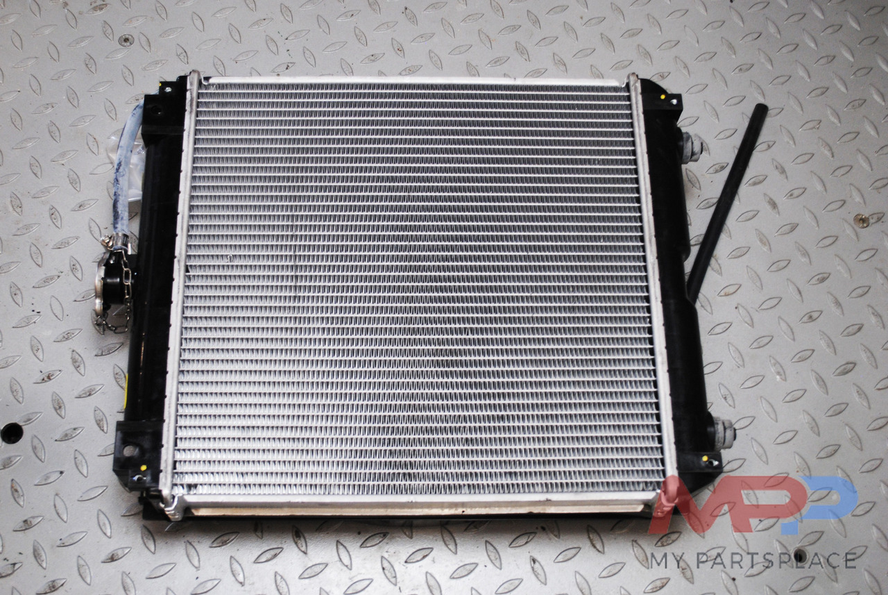 Mitsubishi Mitsubishi S3L2 Radiator 31N4710070 - Engine: picture 1 Mitsubishi Mitsubishi S3L2 Radiator 31N4710070 - Engine: picture 1