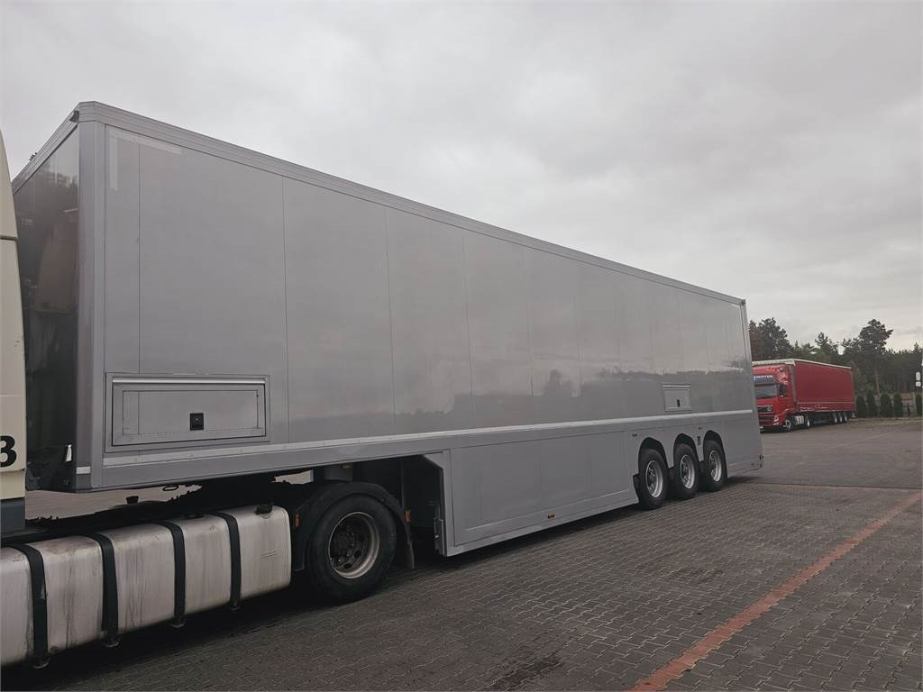 Langendorf DOUBLE LOADING FOR MOTOR COSMETICS Flexliner Inloa  - Refrigerator semi-trailer: picture 2 Langendorf DOUBLE LOADING FOR MOTOR COSMETICS Flexliner Inloa  - Refrigerator semi-trailer: picture 2