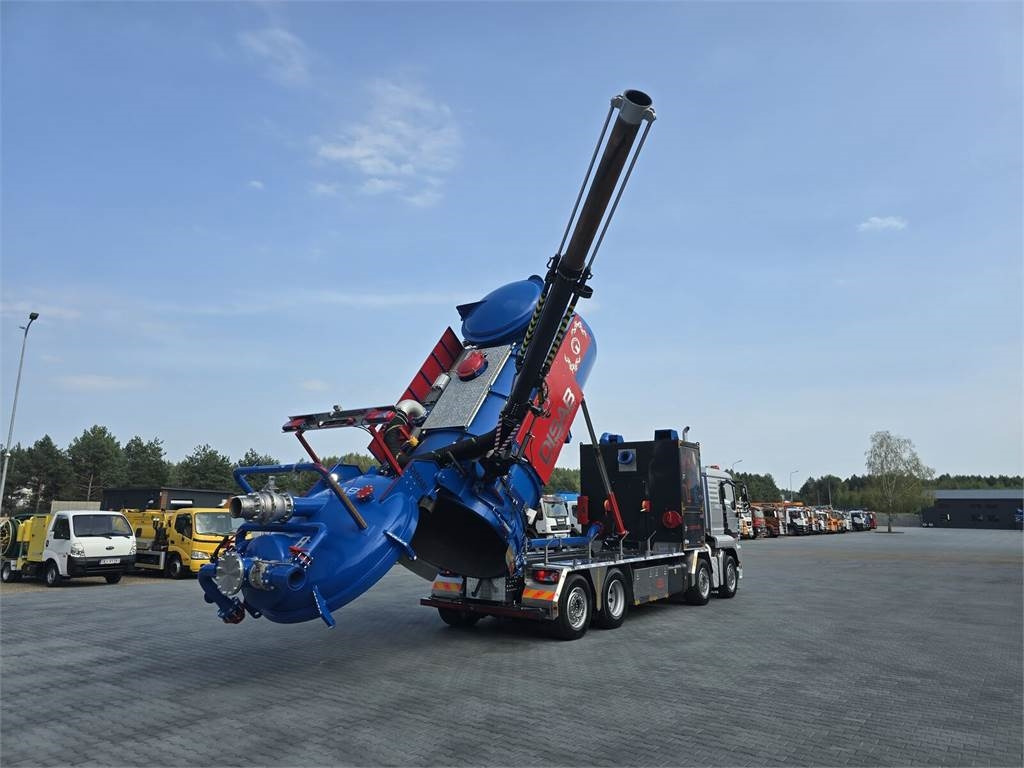 MAN Disab Centurion P210/9 ADR Vacuum suction-blowing - Vacuum truck: picture 1 MAN Disab Centurion P210/9 ADR Vacuum suction-blowing - Vacuum truck: picture 1