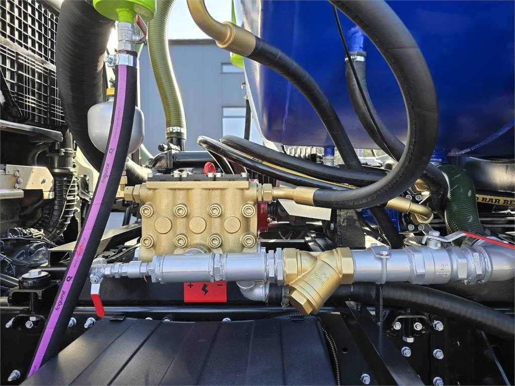 MAN TGM 4x4 GAMON PW8 for collecting liquid waste sepa leasing MAN TGM 4x4 GAMON PW8 for collecting liquid waste sepa: picture 16 MAN TGM 4x4 GAMON PW8 for collecting liquid waste sepa leasing MAN TGM 4x4 GAMON PW8 for collecting liquid waste sepa: picture 16