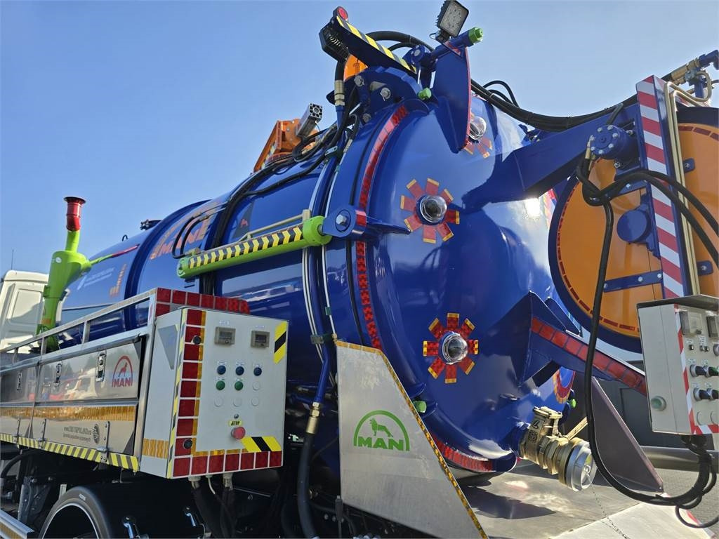 MAN TGM 4x4 GAMON PW8 for collecting liquid waste sepa leasing MAN TGM 4x4 GAMON PW8 for collecting liquid waste sepa: picture 19 MAN TGM 4x4 GAMON PW8 for collecting liquid waste sepa leasing MAN TGM 4x4 GAMON PW8 for collecting liquid waste sepa: picture 19
