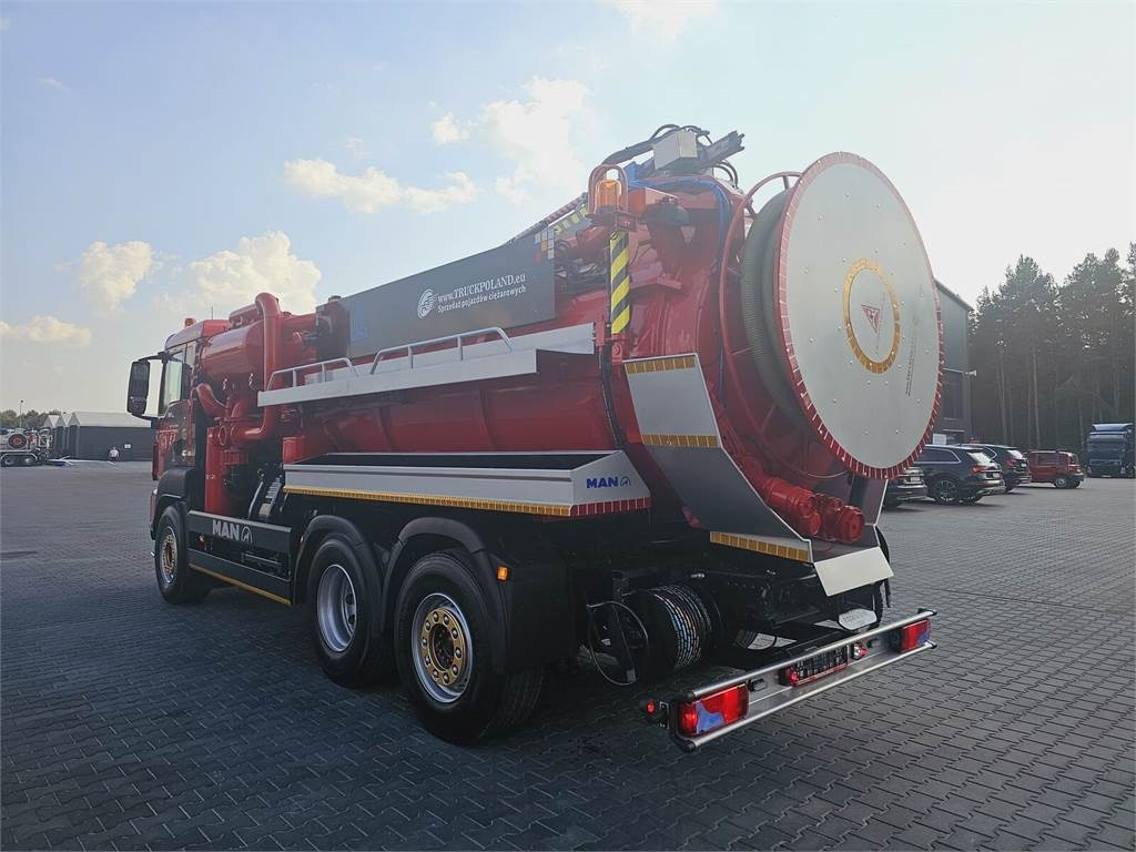 MAN WUKO LARSEN - Vacuum truck: picture 5 MAN WUKO LARSEN - Vacuum truck: picture 5