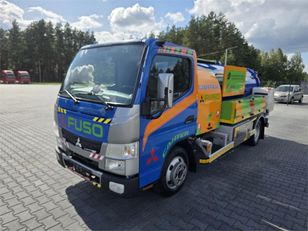 Mitsubishi ROM SMART COMBI WUKO HOT WATER FOR CLEANING SEWAGE - Vacuum truck: picture 3 Mitsubishi ROM SMART COMBI WUKO HOT WATER FOR CLEANING SEWAGE - Vacuum truck: picture 3