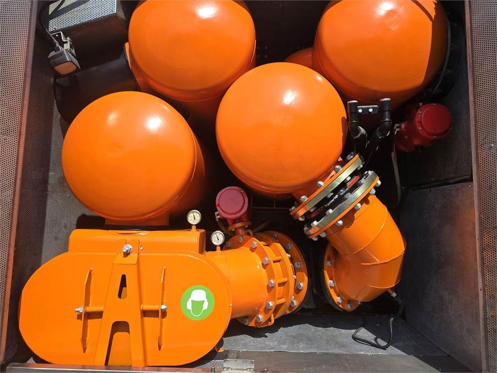 Vacuum truck Scania KAISER EUR-MARK PL 8: picture 25