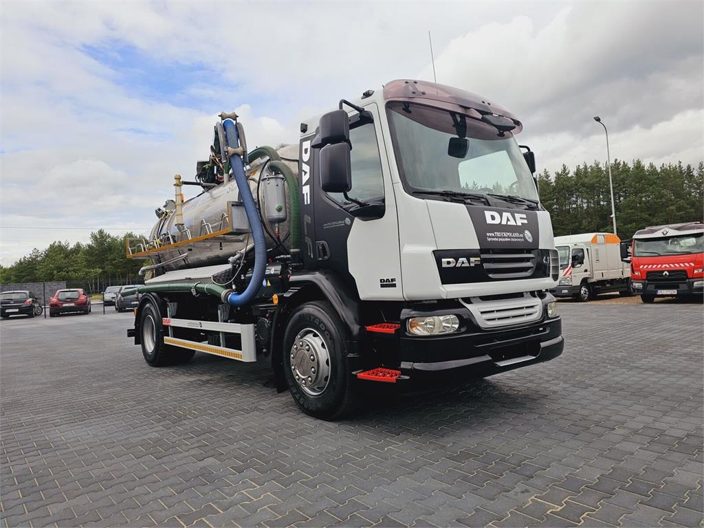 DAF WUKO SCK-4HW for collecting waste liquid separator - Utility/ Special vehicle: picture 2 DAF WUKO SCK-4HW for collecting waste liquid separator - Utility/ Special vehicle: picture 2