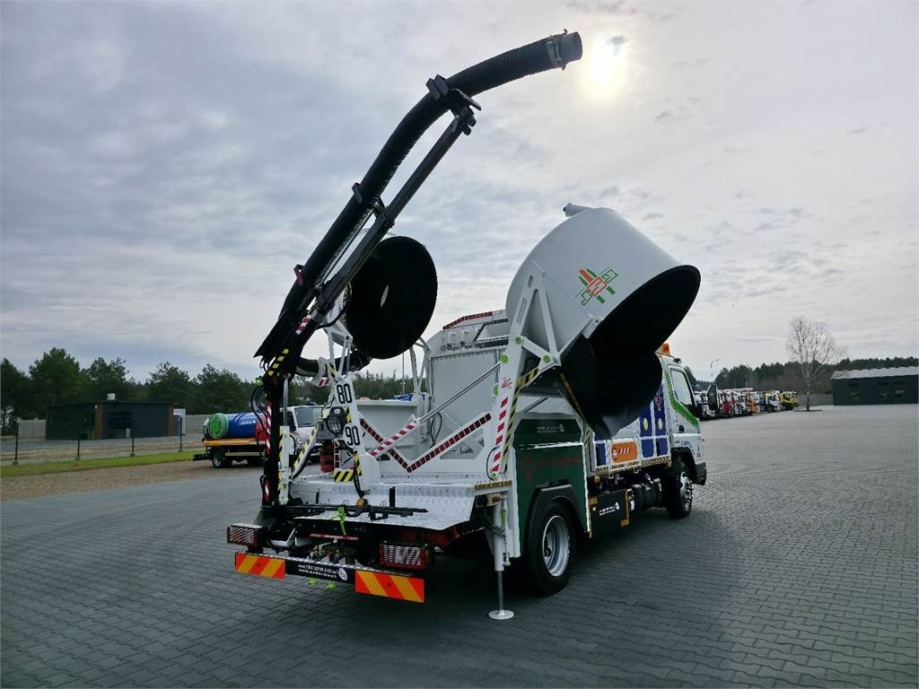Mitsubishi CANTER RSP odkurzacz koparka ssąca Saugbagger CITY - Utility/ Special vehicle: picture 1 Mitsubishi CANTER RSP odkurzacz koparka ssąca Saugbagger CITY - Utility/ Special vehicle: picture 1