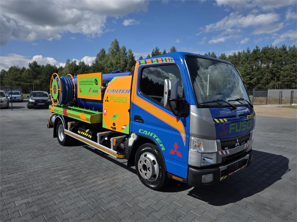 Mitsubishi ROM SMART COMBI WUKO HOT WATER FOR CLEANING SEWAGE - Utility/ Special vehicle: picture 2 Mitsubishi ROM SMART COMBI WUKO HOT WATER FOR CLEANING SEWAGE - Utility/ Special vehicle: picture 2