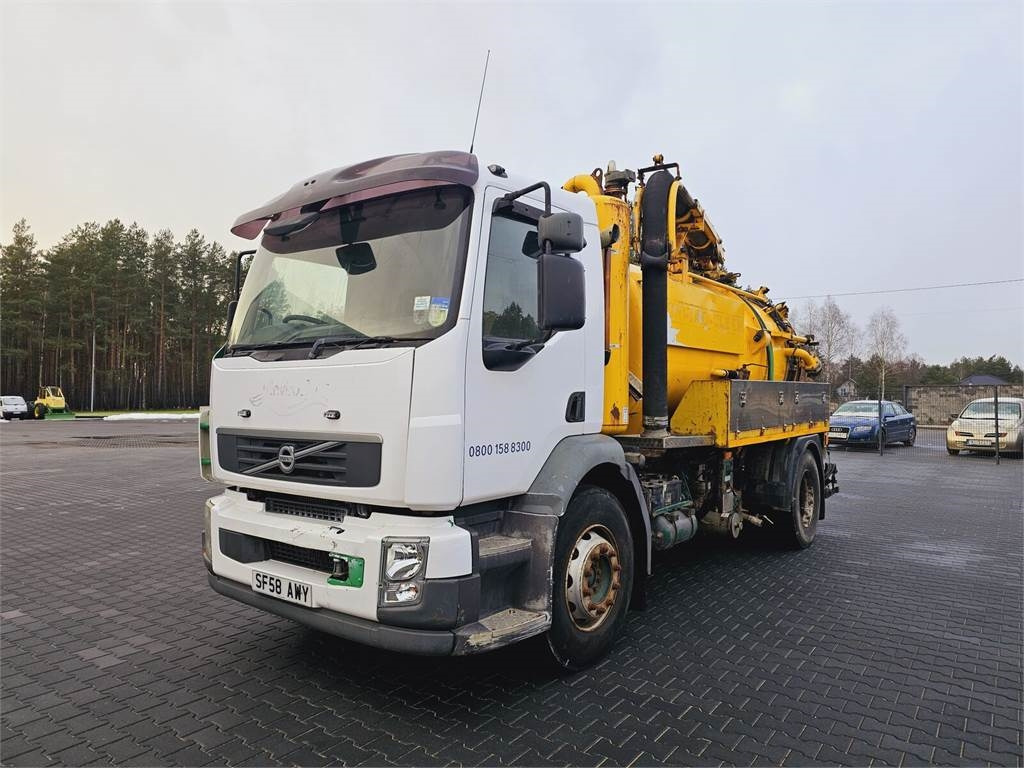 Volvo FULLER TANKERS 2008 WUKO for collecting liquid was - Utility/ Special vehicle: picture 3 Volvo FULLER TANKERS 2008 WUKO for collecting liquid was - Utility/ Special vehicle: picture 3