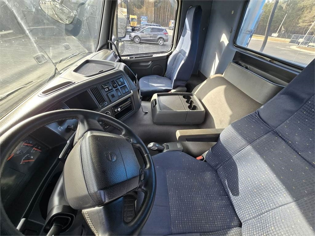 Volvo JOSKIN WUKO FOR CLEANING CHANNELS COMBI - Utility/ Special vehicle: picture 2 Volvo JOSKIN WUKO FOR CLEANING CHANNELS COMBI - Utility/ Special vehicle: picture 2