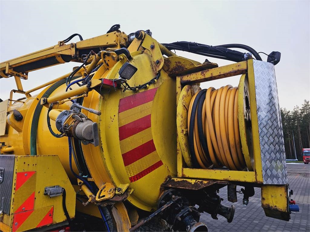 Volvo FULLER TANKERS 2008 WUKO for collecting liquid was leasing Volvo FULLER TANKERS 2008 WUKO for collecting liquid was: picture 14