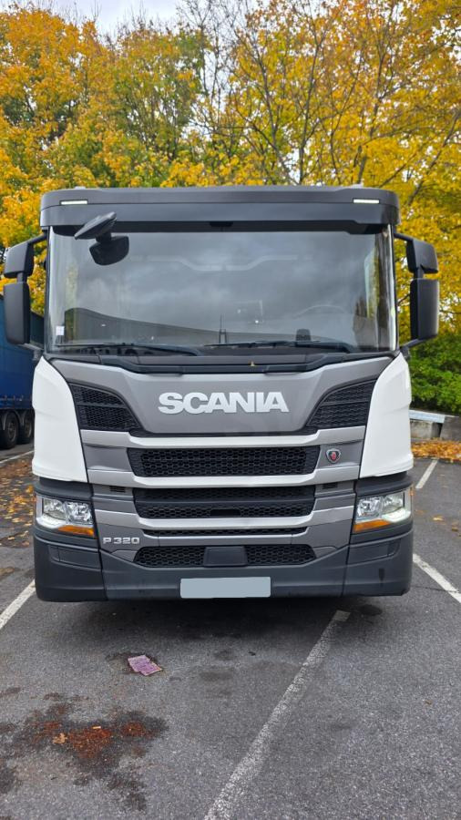 Scania P 320 - Refrigerator truck: picture 2 Scania P 320 - Refrigerator truck: picture 2