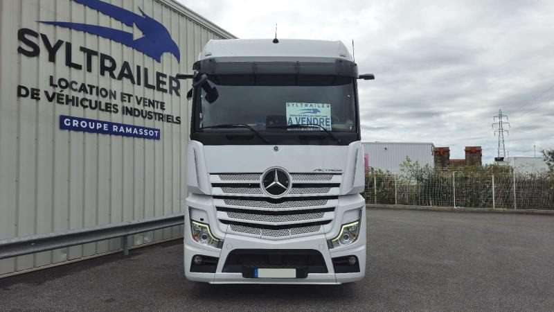 Mercedes Actros 1851 - Tractor unit: picture 2 Mercedes Actros 1851 - Tractor unit: picture 2