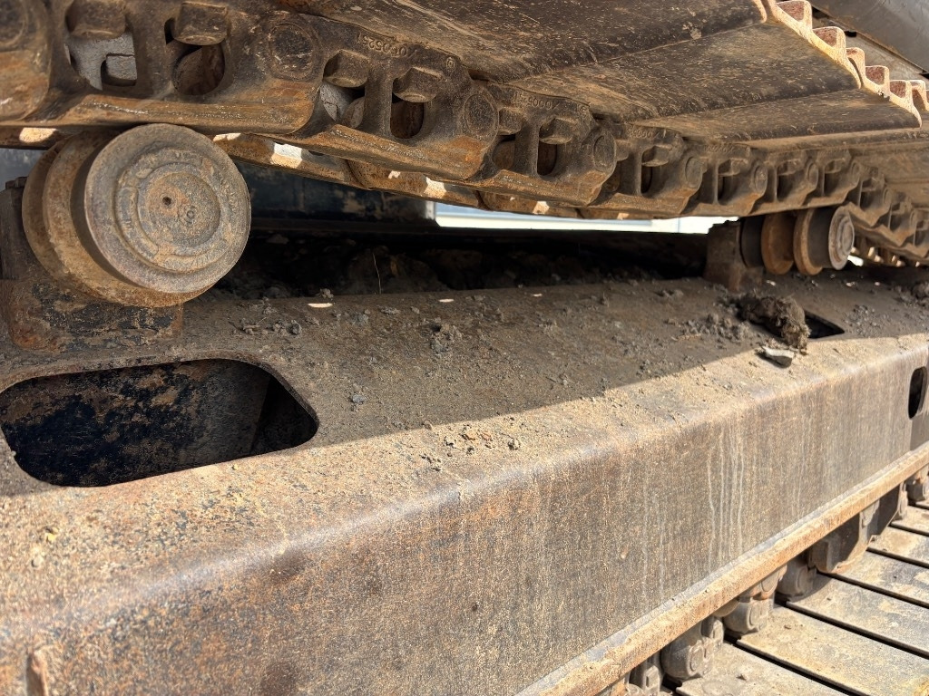 Crawler excavator Hitachi ZX 210 LC-6 - ZX210: picture 35 Crawler excavator Hitachi ZX 210 LC-6 - ZX210: picture 35